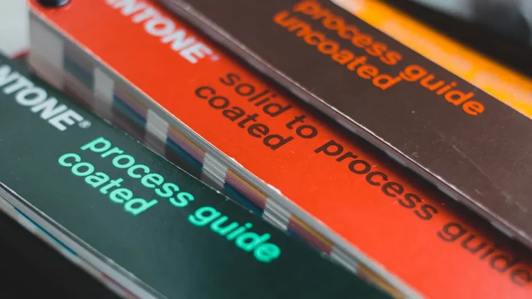 How to order custom water bottles in your brand Pantone color with logo