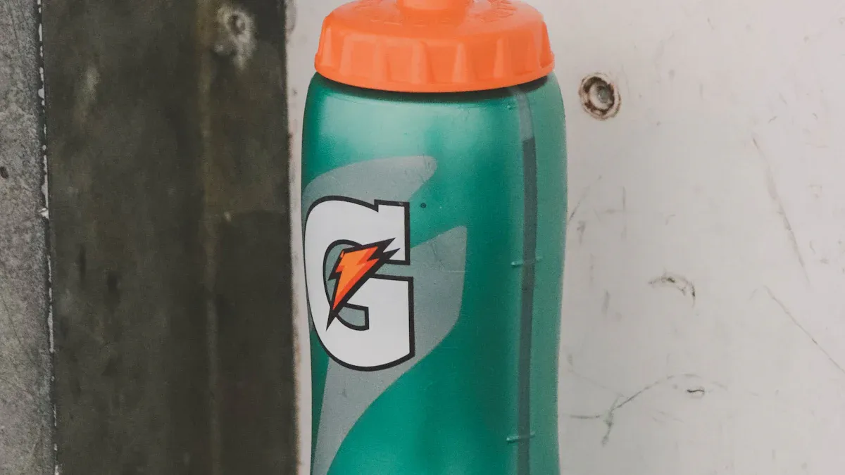 Best Squeeze Water Bottles for Sports and Gym in 2026 (Tested & Reviewed)