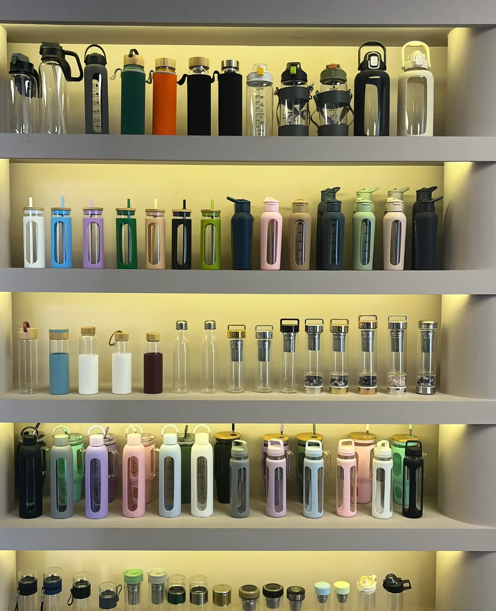 Custom Glass Water Bottles for Bulk Orders: Logo Options, MOQ & Supplier Guide