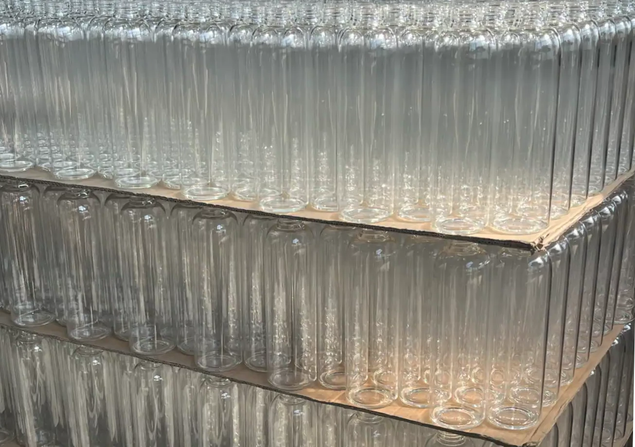 Eco-Friendly Drinkware: Why Glass Matters for Corporate Branding